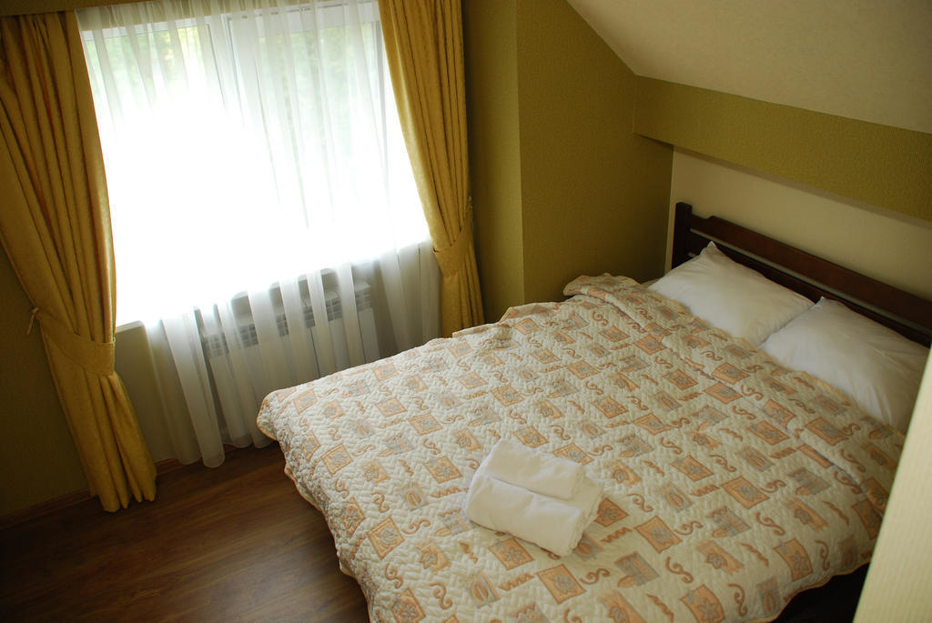 Hotel Yar Kharkiv Room photo